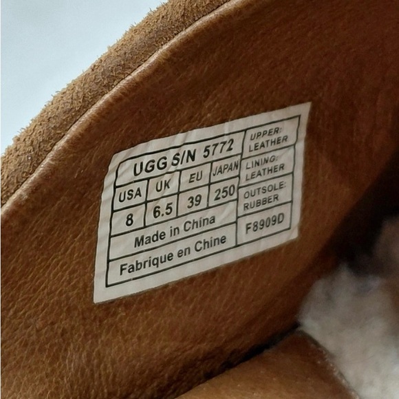 UGG Women's Brown Suede Leather Clogs, Size 8 - Picture 5 of 6